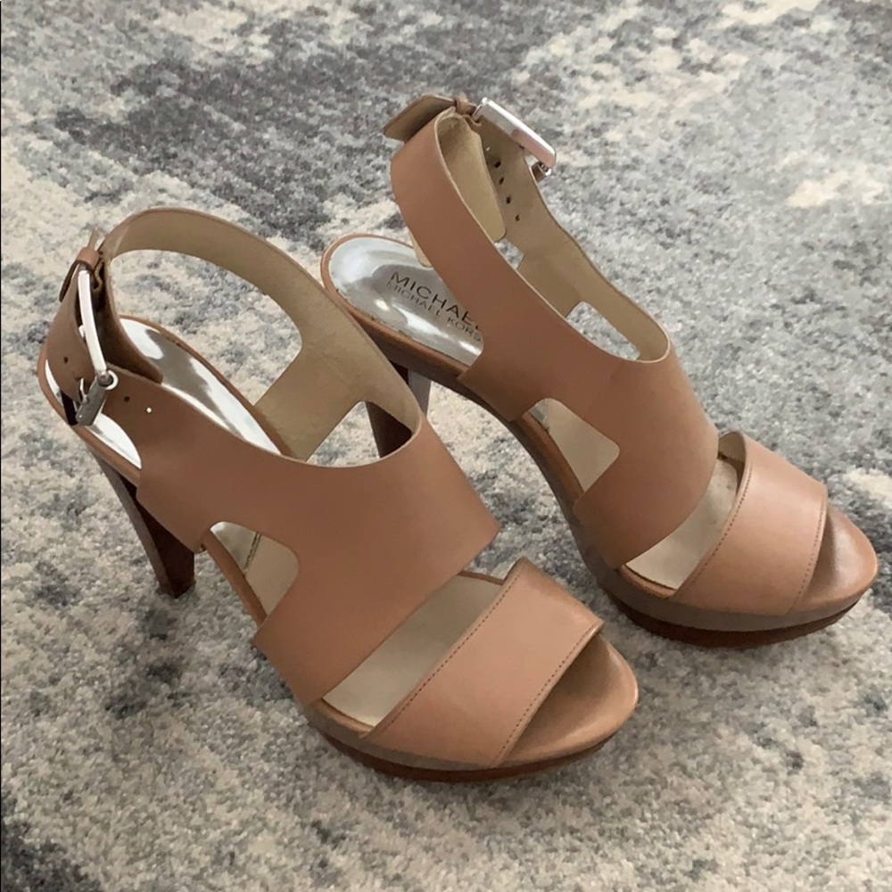 Michael Kors 9 Carla Leather Platform Heel Sandals